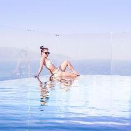 Le Hoang Beach Hotel Danang Экстерьер фото