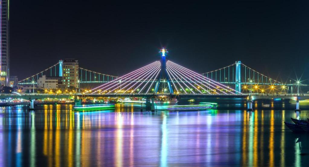 Le Hoang Beach Hotel Danang Экстерьер фото