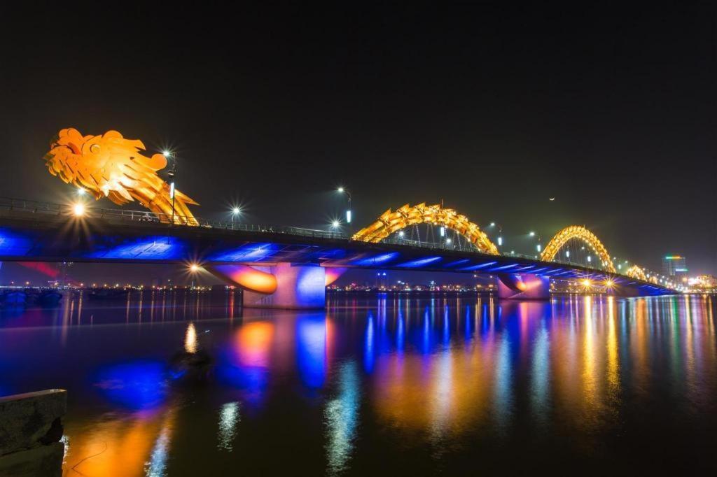 Le Hoang Beach Hotel Danang Экстерьер фото