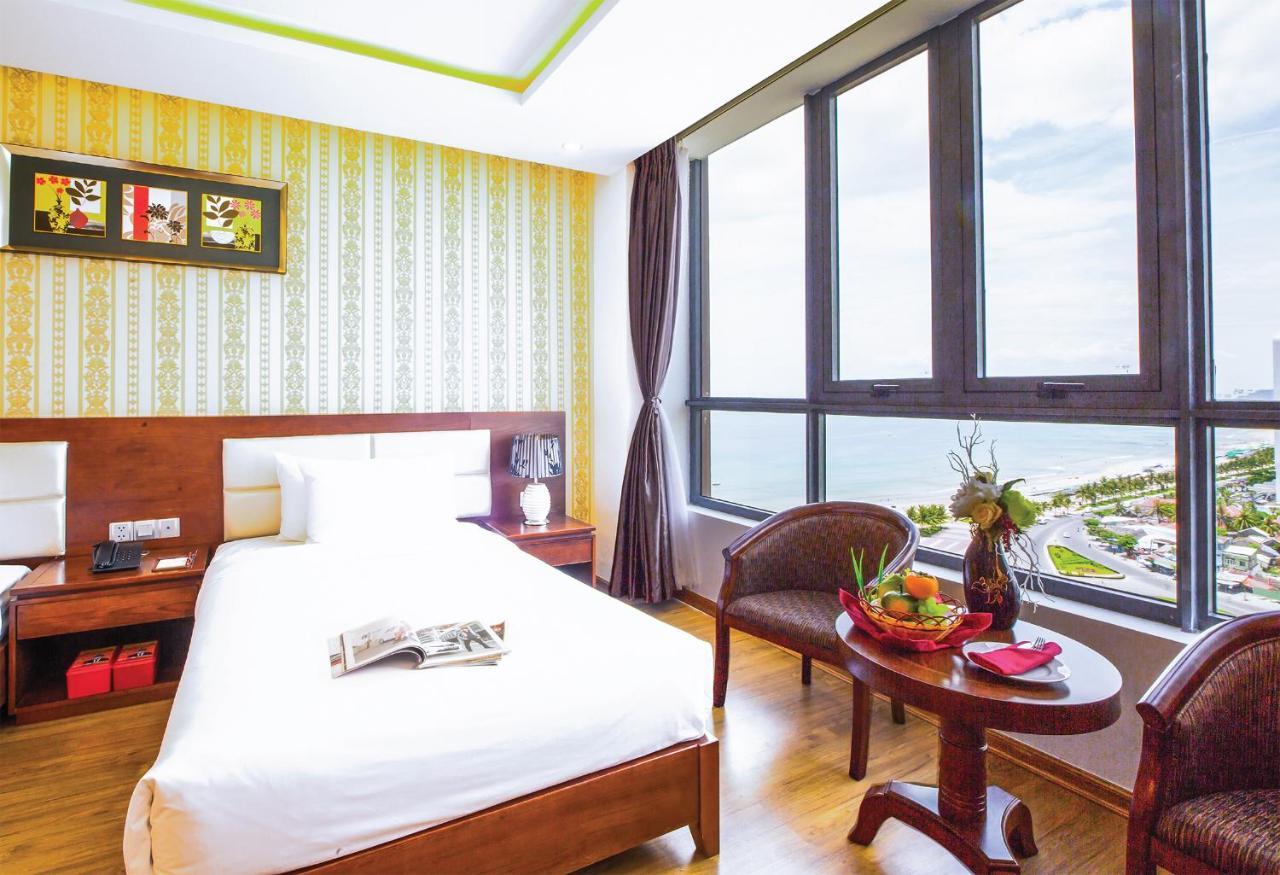 Le Hoang Beach Hotel Danang Экстерьер фото